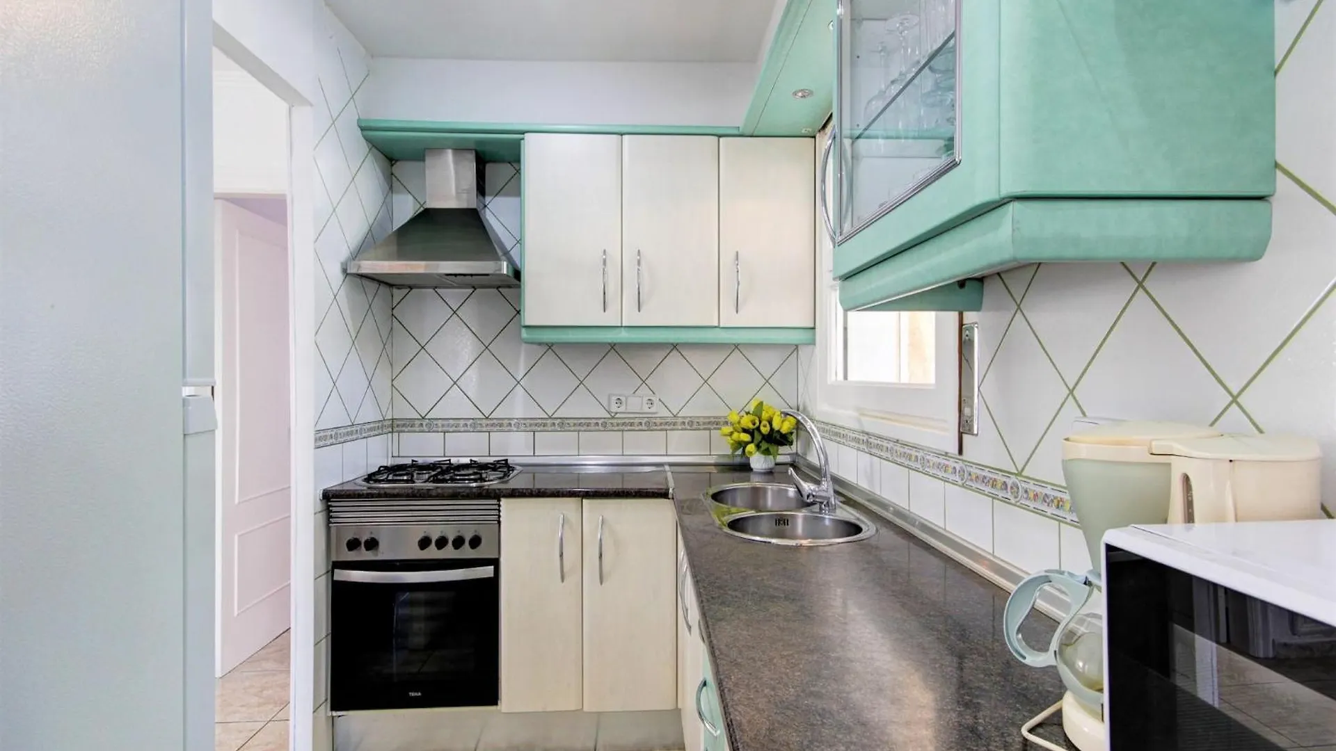 Tranquil Holiday Home With Pool Empuriabrava Spain